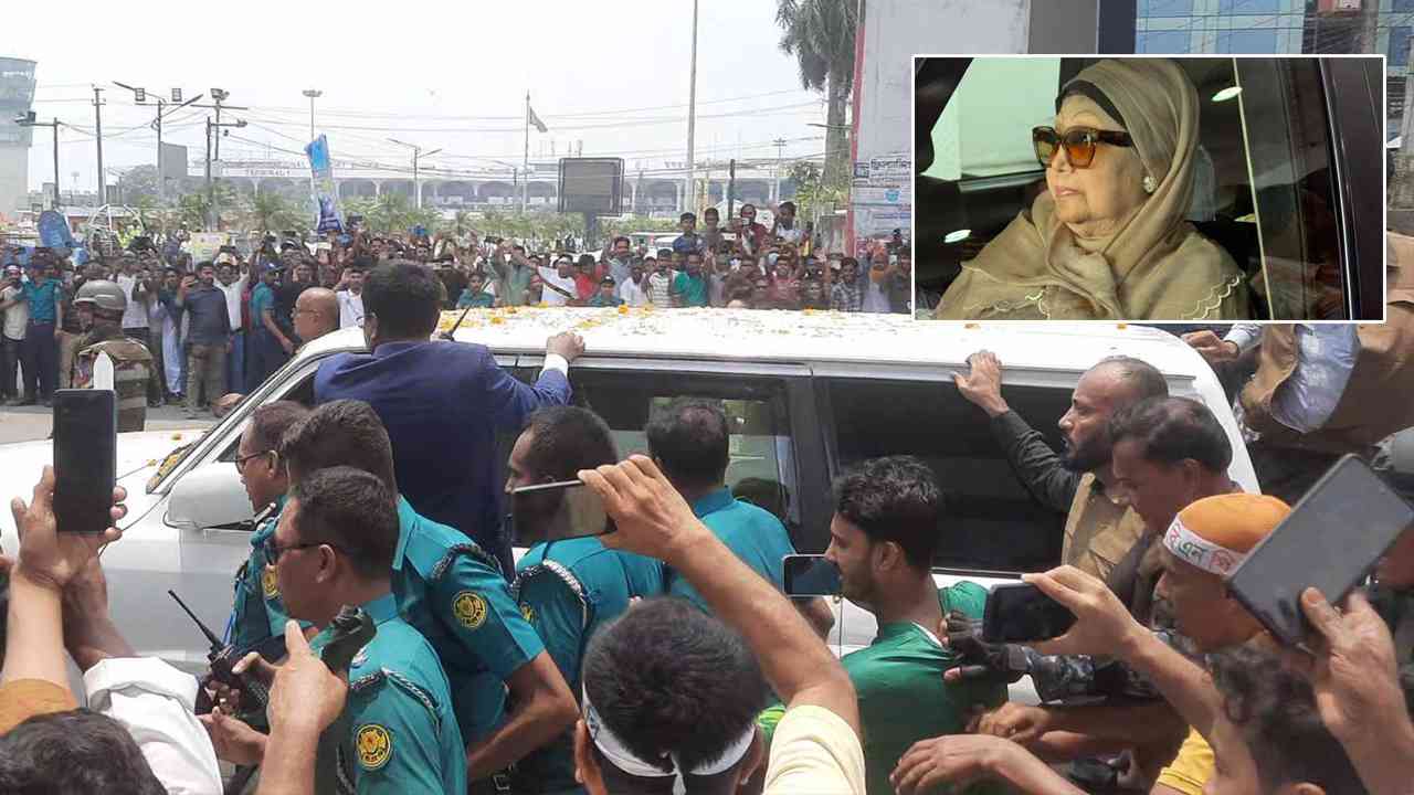 বিমানবন্দর থেকে ফিরোজার পথে খালেদা জিয়া