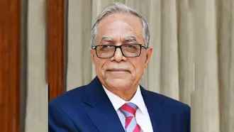 আবদুল হামিদের দেশত্যাগ: অতিরিক্ত পুলিশ সুপারকে প্রত্যাহার, বরখাস্ত ২