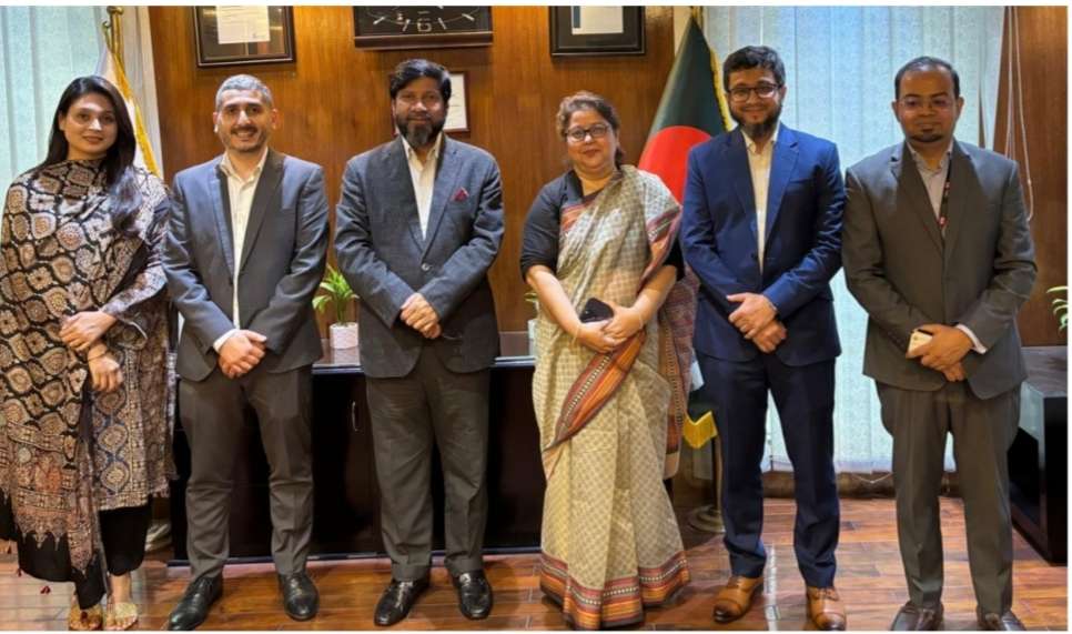 পুঁজিবাজারে টি+১ সেটেলমেন্ট চালু ও বিদেশি বিনিয়োগ আকর্ষণে বিএনওয়াইএম-এইচএসবিসি’র সঙ্গে বিএসইসির বৈঠক