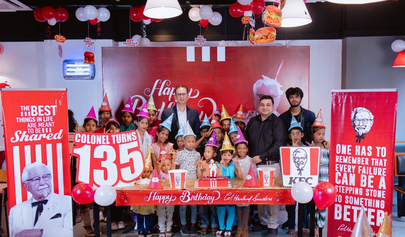 Ufadagi fohishalar Orospularning uy qurilishi porno fotosuratlari