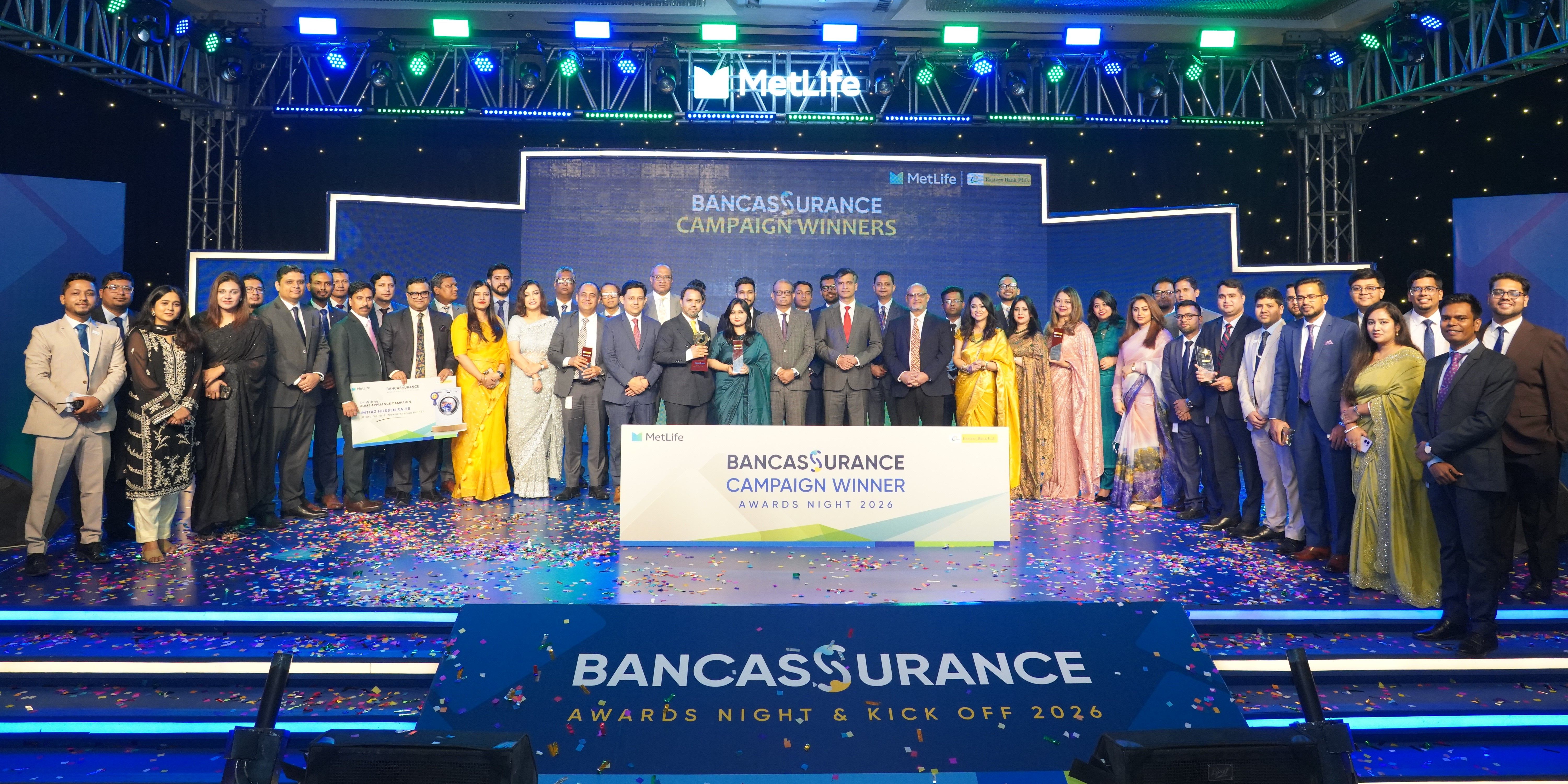 সেরা ব্যাংকাস্যুরেন্স কর্মকর্তাদের স্বীকৃতি দিল ইবিএল ও মেটলাইফ বাংলাদেশ