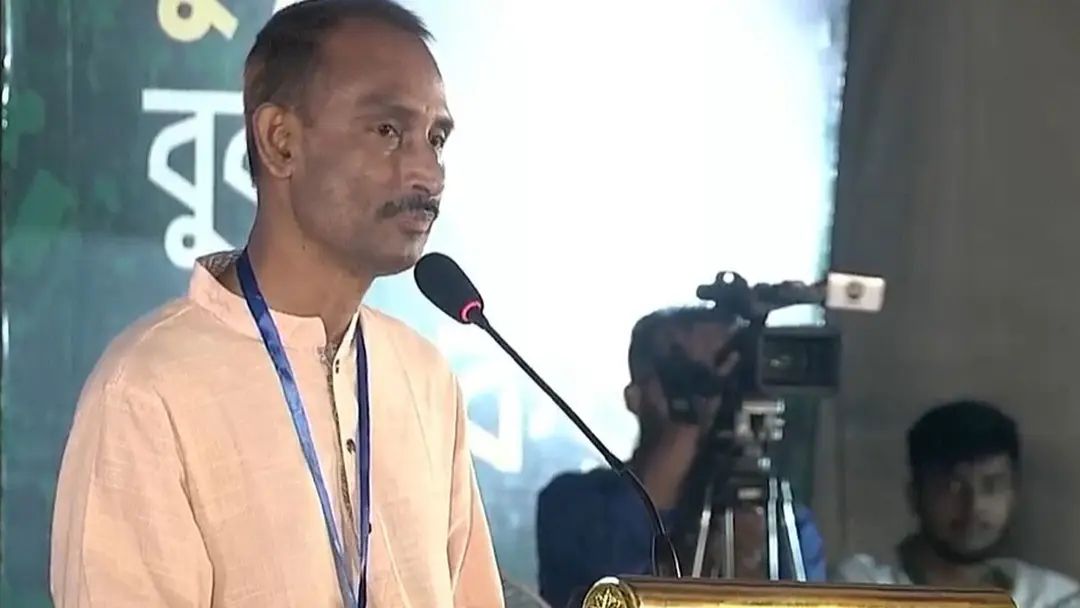 আমরা আজ নব্য স্বৈরাচারের গন্ধ পাচ্ছি : শহীদ ফাইয়াজের বাবা
