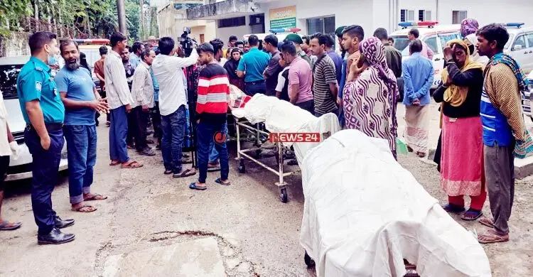 তেলিবাজারে ট্রাক-পিকআপ সংঘর্ষে নিহত ৮